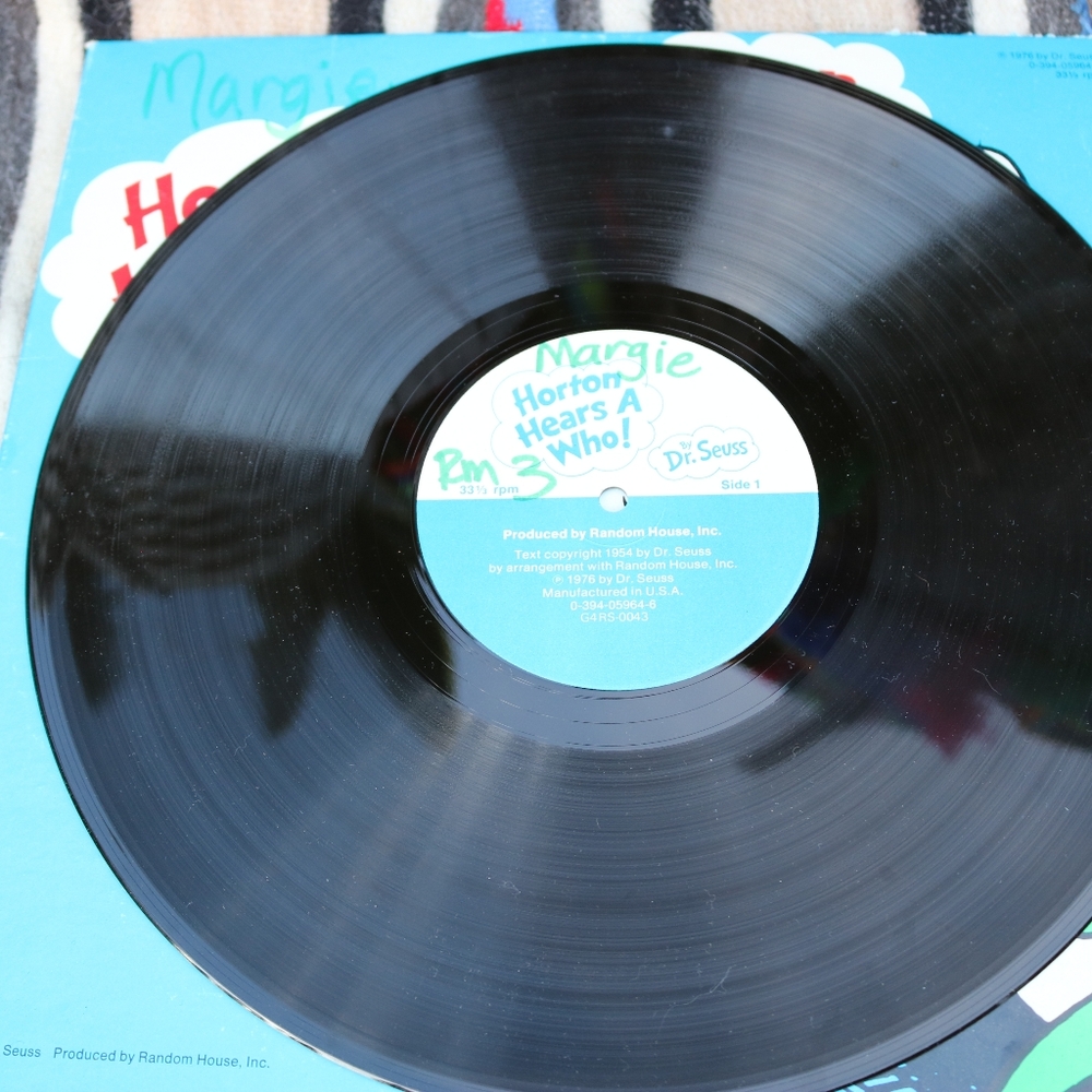 VINTAGE Horton Hears a Who! Horton Hatches the Egg VINYL RECORD Book Nostalgia - Picture 4 of 6
